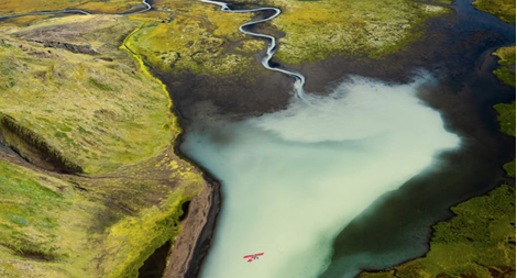 Loạt hình ảnh mê hoặc “Phía cuối sông băng” tại Iceland 